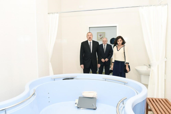 Prezident İlham Əliyev və birinci xanım Mehriban Əliyeva Bakıda Elmi-Tədqiqat Tibbi Bərpa İnstitutun